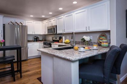 Grayhawk Condo - image 4