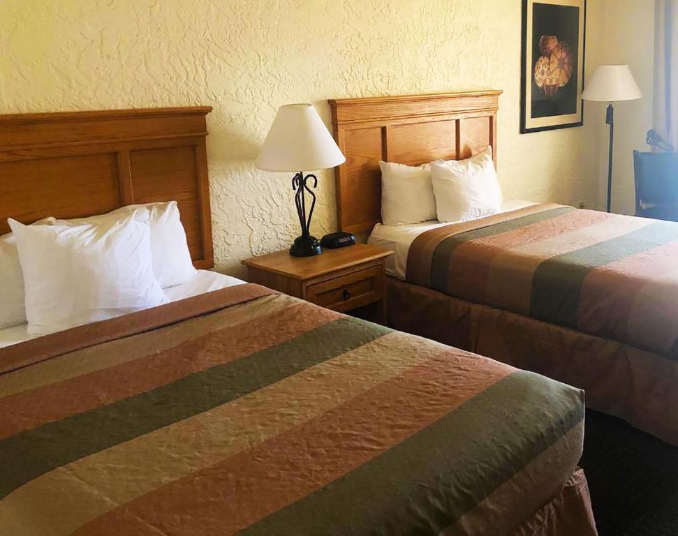 Pima Inn Suites at Talking Stick - image 2