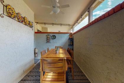 Scottsdale In-Town Villa - image 3
