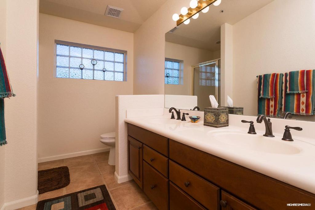 Regency 2 Bedroom by Casago - image 2