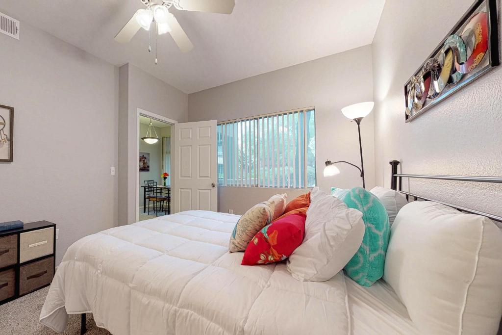 Sahuaro Condos - image 4