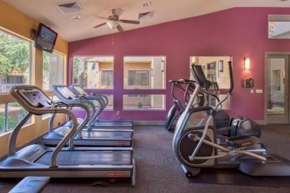 Mayo 2 miles - Kierland & Scottsdale Quarter 3 miles -Hulu Live TV-24 Hour Pool - image 4