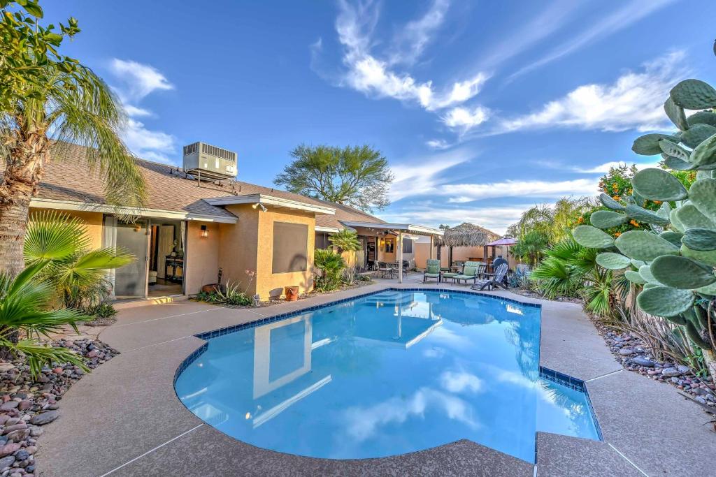 Charming Scottsdale Home with Pool Patio and Hot Tub! - main image