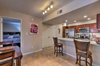 Condo with Tennis Court Less Than half Mi to Scottsdale Stadium - image 3