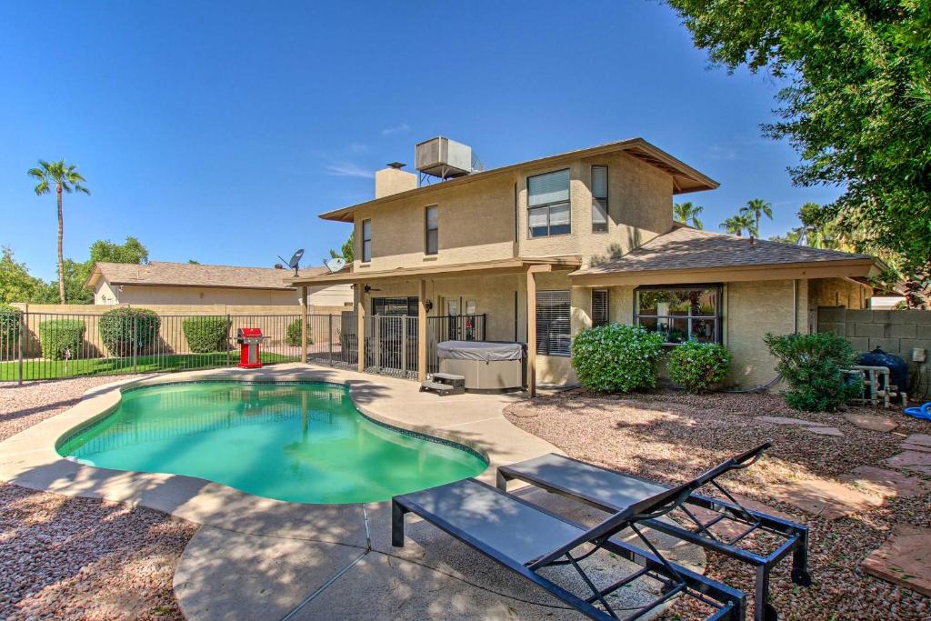 Sandyland Home with Putting Green and Spa about 2mi to TPC - main image
