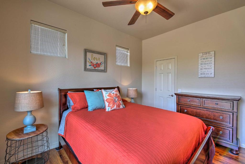 Scottsdale Escape with Community Pool Golf and Tennis - image 5
