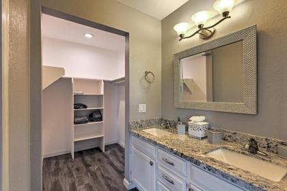Getaway with Pool and Spa 5 Mi to Talking Stick Golf! - image 11