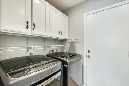 Modern Getaway with Pool about 2 Mi to Kierland Commons! - image 4