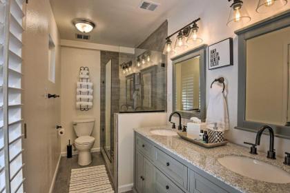 Scottsdale Home with Pool Yard Hammock and Fire Pit! - image 6