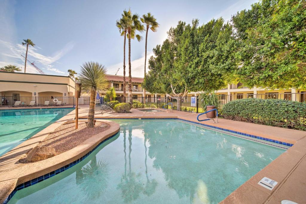 Cozy Condo with Pool Walk to Salt River Fields! - image 4