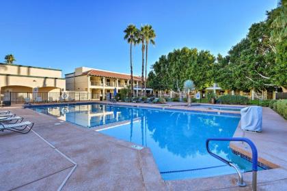 Cozy Condo with Pool Walk to Salt River Fields! - image 9
