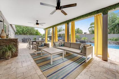 Scottsdale Paradise - image 11