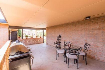 Northland Glam 3BR by Casago - image 15
