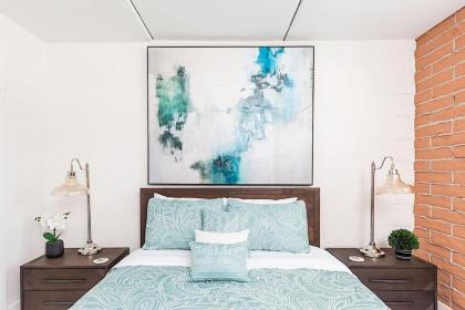 Northland Glam 3BR by Casago - image 16