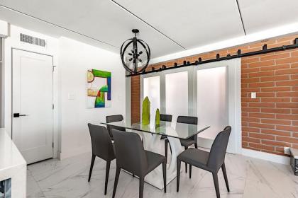 Northland Glam 3BR by Casago - image 18