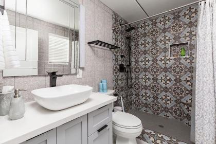 Northland Glam 3BR by Casago - image 5