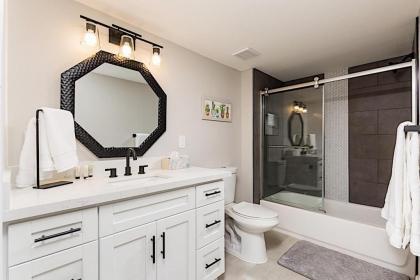 Luxury at the Sands - 3 Bedroom by Casago - image 10