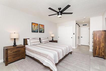 Luxury at the Sands - 3 Bedroom by Casago - image 8