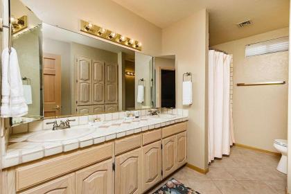 Paradise Retreat 4BR by Casago - image 11