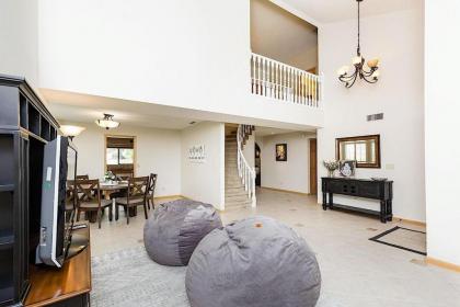 Paradise Retreat 4BR by Casago - image 16