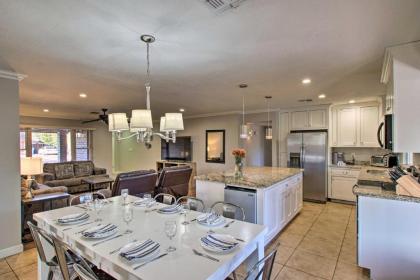 Luxe Desert Oasis with Putting Green and Hot Tub! - image 18