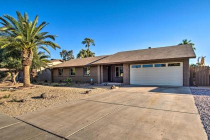 Luxe Desert Oasis with Putting Green and Hot Tub! - image 5