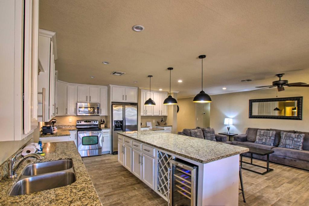 Expansive Escape with Putting Green and Hot Tub! - image 7