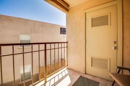 Beautiful Condo in Prime Scottsdale Location! - image 18