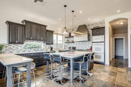 Luxury Home with Views in Mcdowell Mountain Ranch - image 6