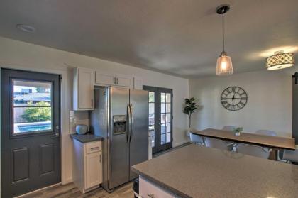 Scottsdale Gem with Pool and Hot Tub by Old Town! - image 8