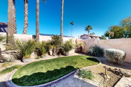 Tranquil Desert - image 11