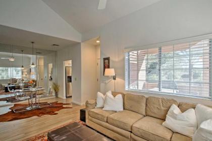 Condo with Pool and Patio 5 Mi to Old Town Scottsdale - image 4