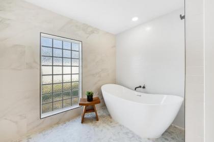 Greenway Getaway - image 16