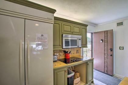 Scottsdale Condo with Pool 1 Mi to Old Town! - image 11