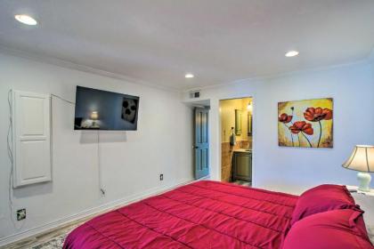 Scottsdale Condo with Pool 1 Mi to Old Town! - image 14