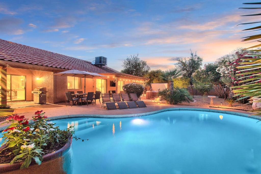 Sunset Ridge - main image