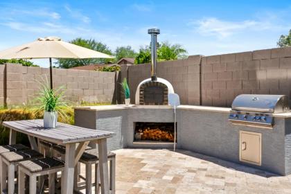 Scottsdale's Elegance - image 15