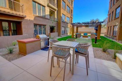 Rooftop Pool-Views-Close to Kierland with Parking-C4419 - image 10