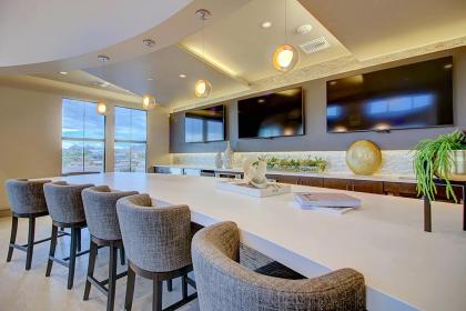Rooftop Pool-Views-Close to Kierland-C4404 - image 7
