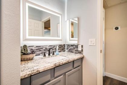 Remodeled 1 Bdrm Condo in North Scottsdale - image 12