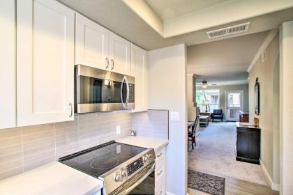 Condo in Heart of Scottsdale with Pool Balcony - image 8