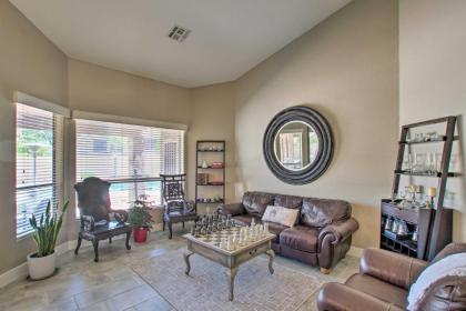 Upscale Scottsdale House Private Yard and Pool - image 3