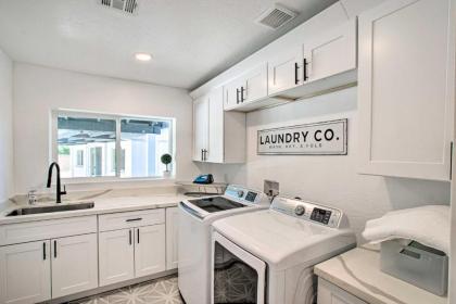Central Scottsdale Oasis with Pool and Game Room! - image 12