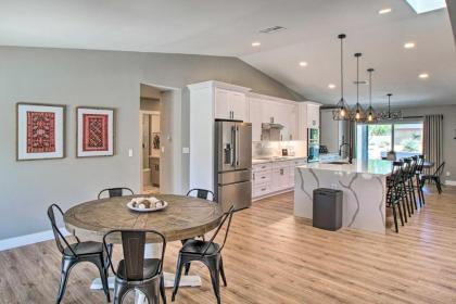 Central Scottsdale Oasis with Pool and Game Room! - image 6