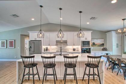 Central Scottsdale Oasis with Pool and Game Room! - image 9