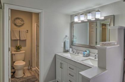 High-End Scottsdale Sanctuary with Pool Access! - image 15