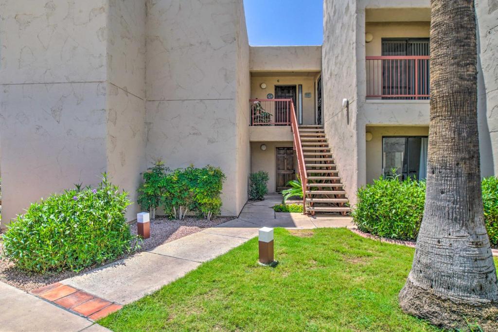 High-End Scottsdale Sanctuary with Pool Access! - image 3