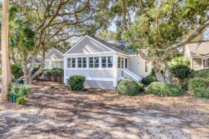 445 Golf Shores