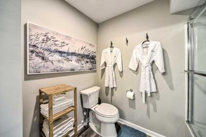 Modern Resort Retreat Near Seabrook Beach! - image 17