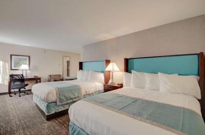 Best Western Hampshire Inn & Suites - image 2